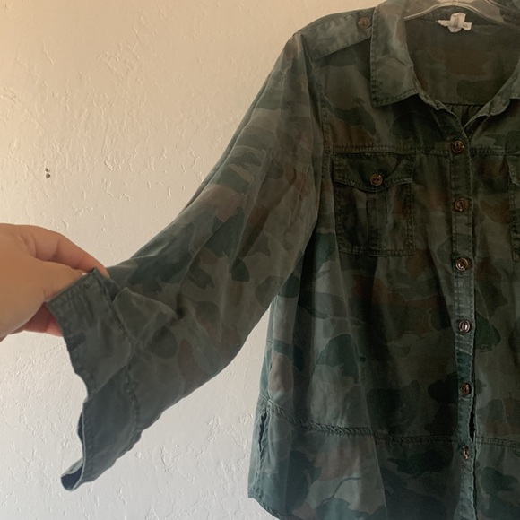 TRIBAL JEANS  Women Long Sleeve Button-Down  Camo Shirt Size Large - Picture 3 of 12